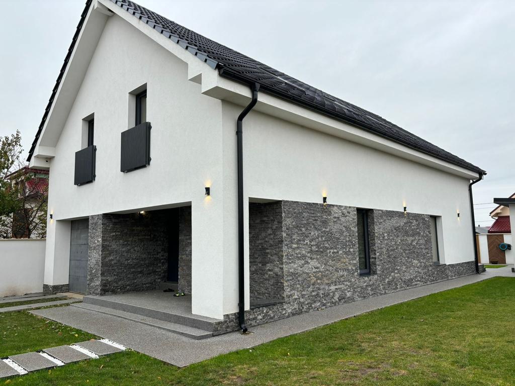 Laurențiu Villa — vilă smart KNX, Mamaia